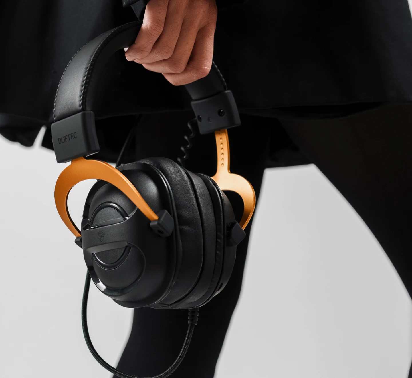 Lycan Gaming Headphone – Golden Series visual 1