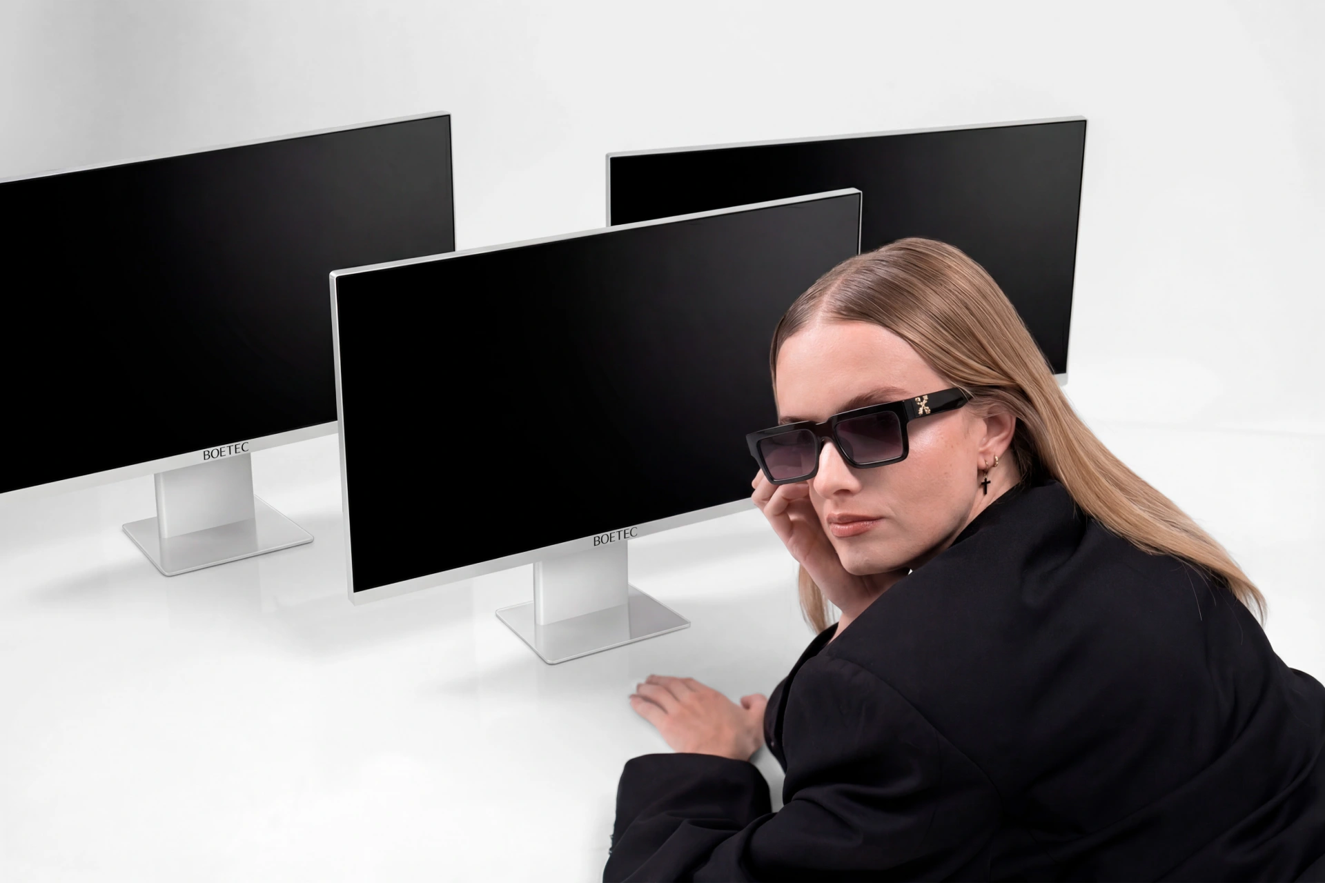 Monitor AMARA PRO FANN27 visual 2