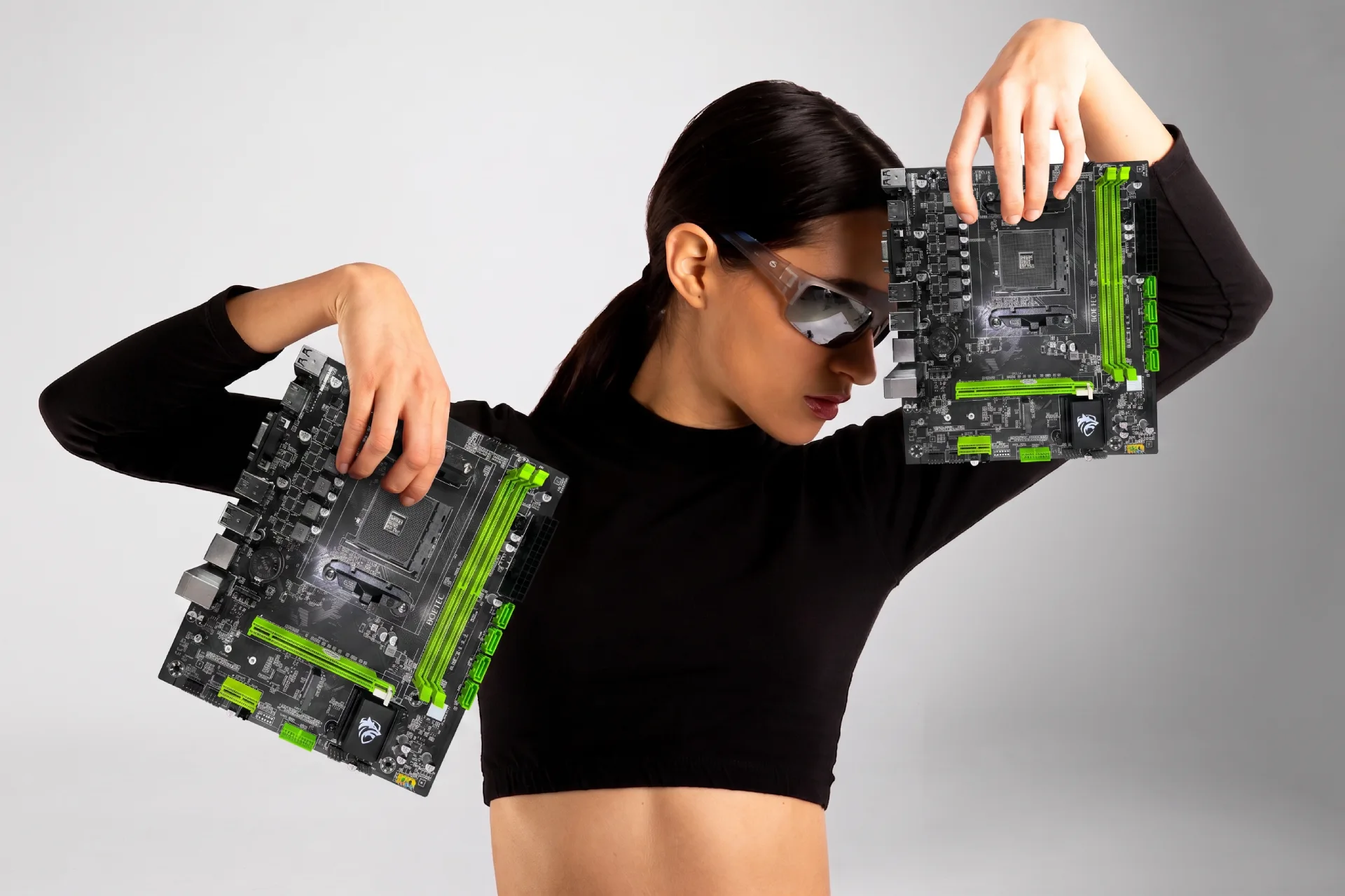 Motherboard AMD 450 visual 3