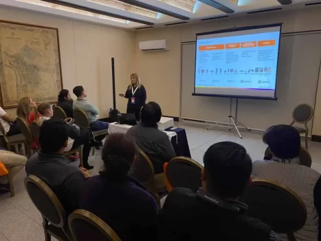 Charla-Vertiv2-1